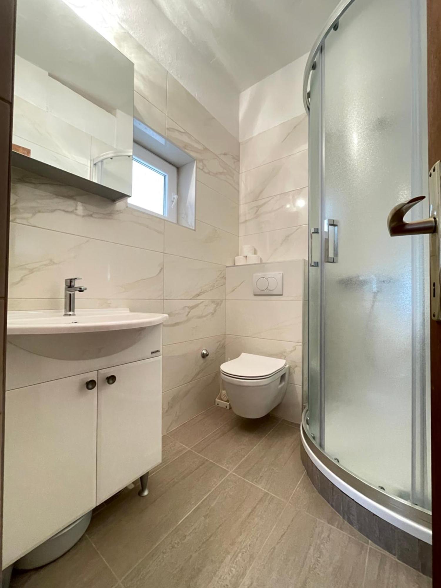 Apartmani Ivanka Starigrad Paklenica Exterior photo